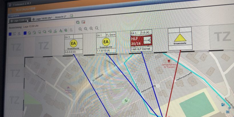 Am 05. und 06. Juli 2019 fand in Dornstadt eine Anwenderschulung der Software "Fireboard" statt. Damit lassen sich Einsätze koordinieren und führen. Im Bild die Lagekarte des Übungsbeispiels „B3 Brand Wohnhaus“.